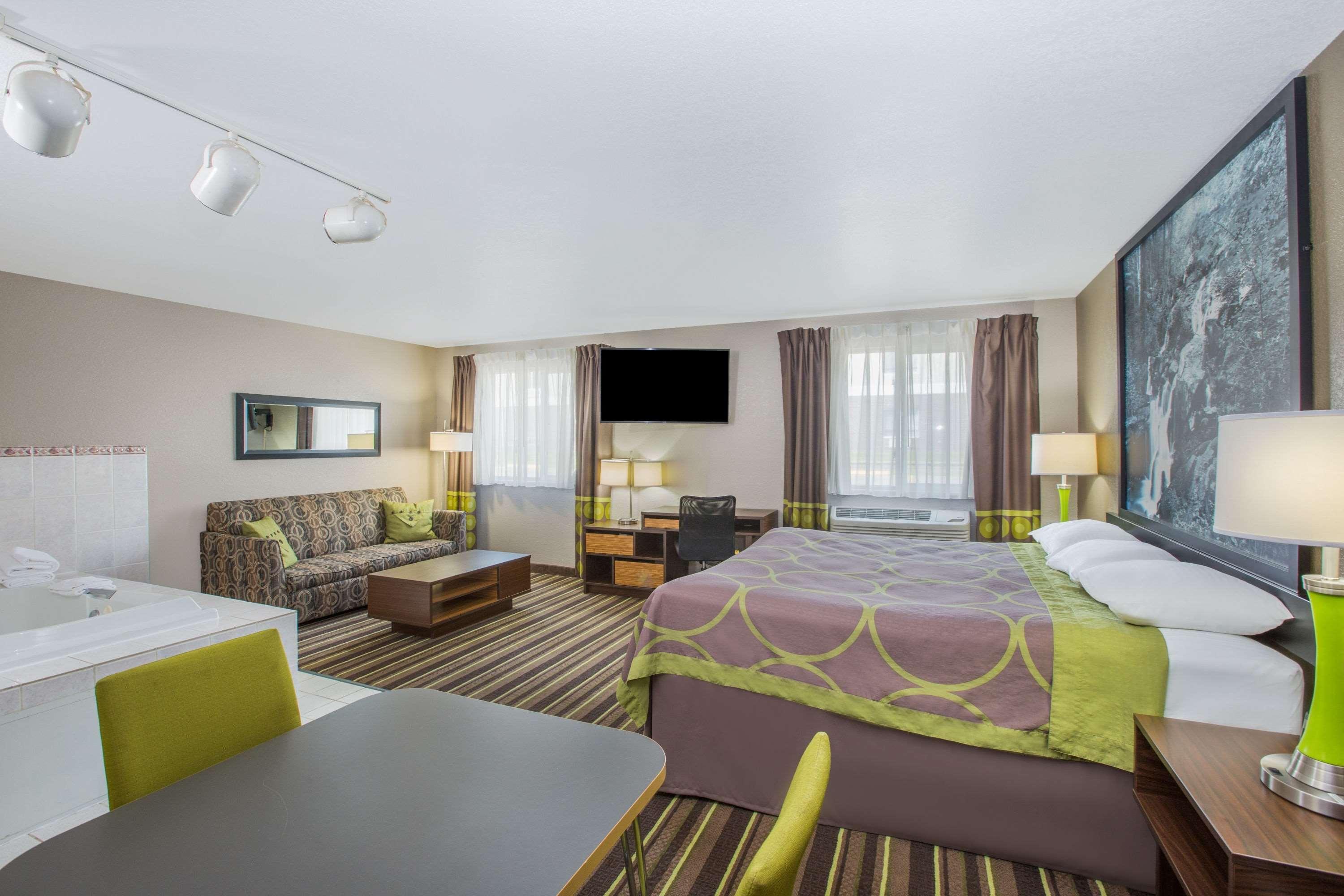 Super 8 By Wyndham Brookings Hotel Kültér fotó